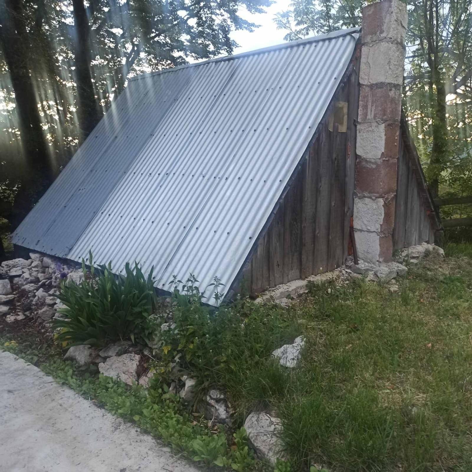 Katun Ljeljenak Hotel Pluzine Exterior photo